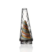 Puffco Peak Pro glass attachment with Wiidz diamond design facing north, showcasing sleek design for enhanced concentrate consumption.